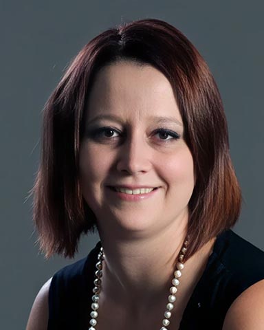 Dr E van der Westhuizen